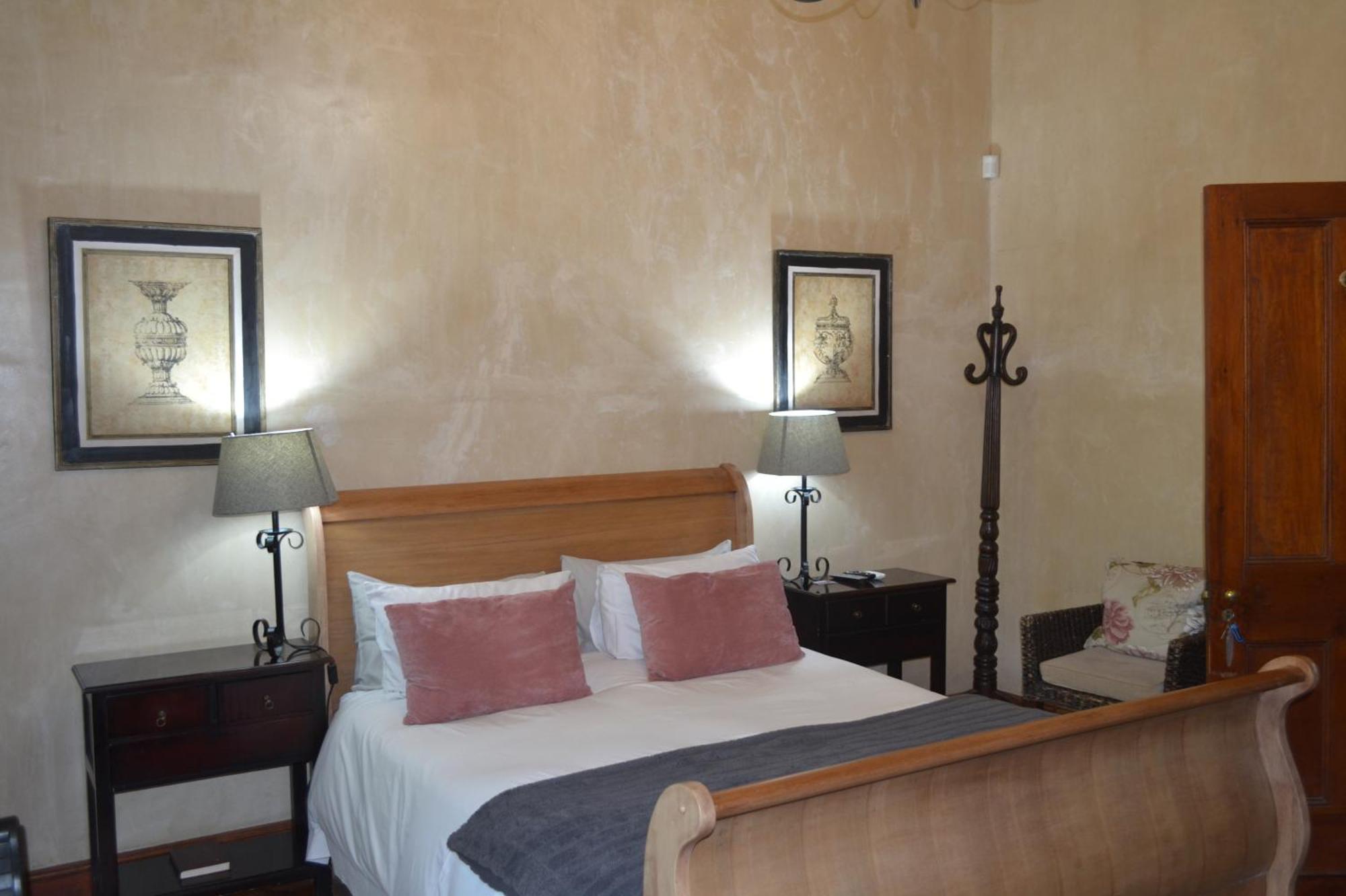 โอลด์ เฮาส์ ลอดจ์ Hotel โบฟอร์ตเวสต์ ภายนอก รูปภาพ