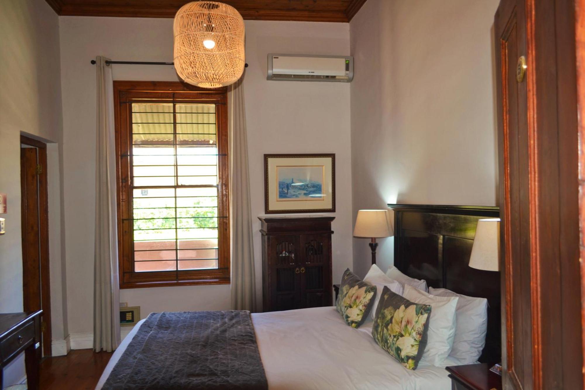 โอลด์ เฮาส์ ลอดจ์ Hotel โบฟอร์ตเวสต์ ภายนอก รูปภาพ